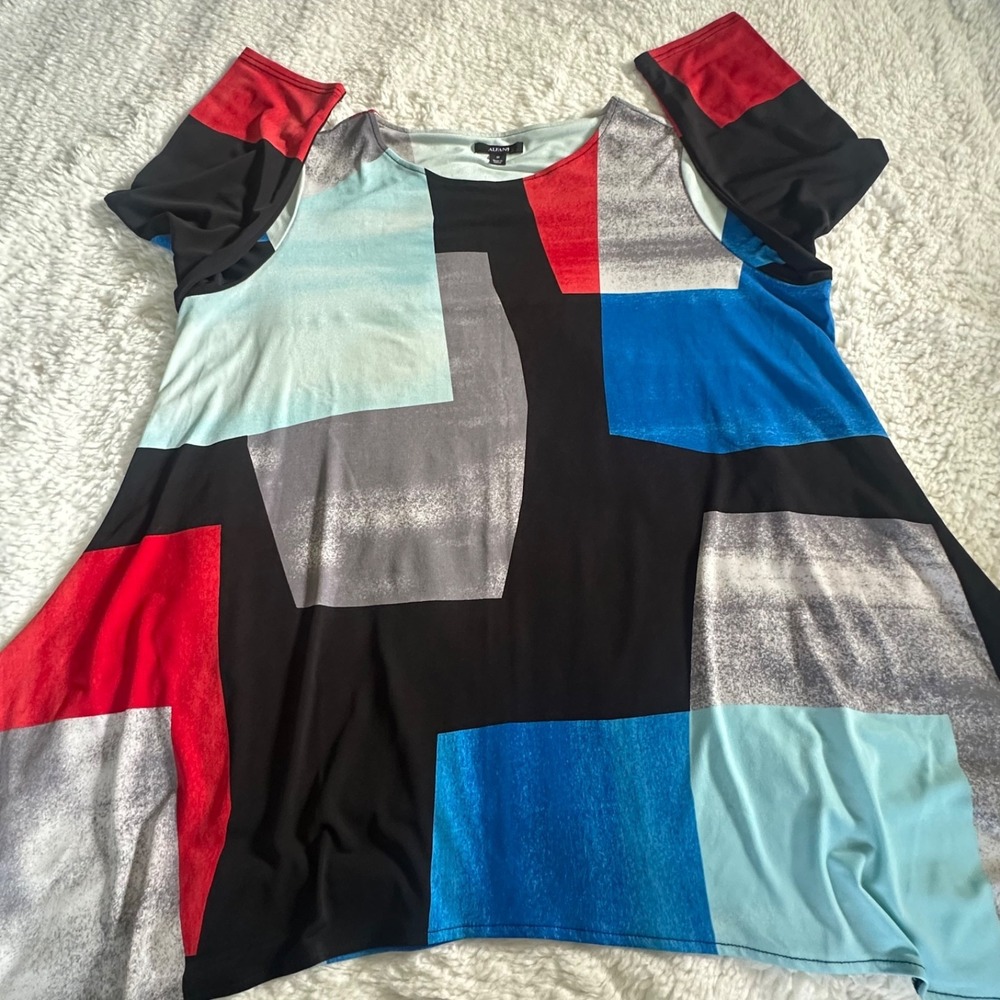 Alfani Woman 1X Tunic Top Geometric Block Print Plus - Picture 4 of 10
